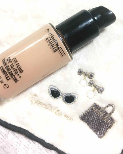 スタジオフィックス フルイッド SPF 15/M・A・C/リキッドファンデーションを使ったクチコミ(1枚目)