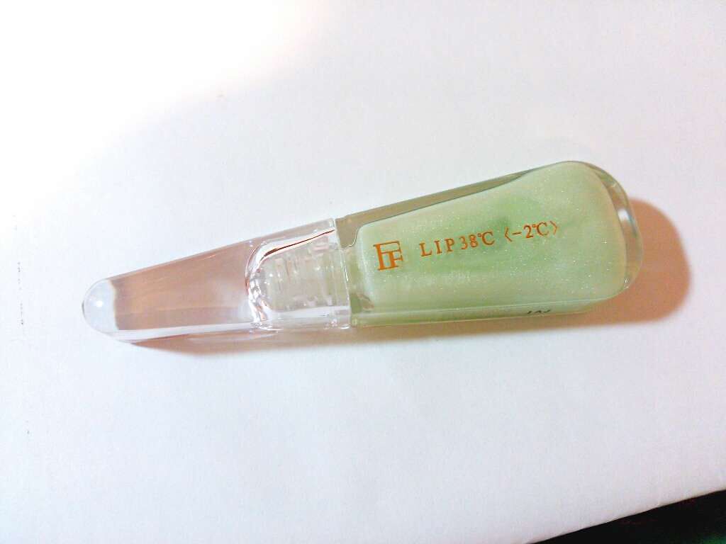 38°C / 99°F リップトリートメント (リップ美容液)/UZU BY FLOWFUSHI/リップケアを使ったクチコミ(1枚目)