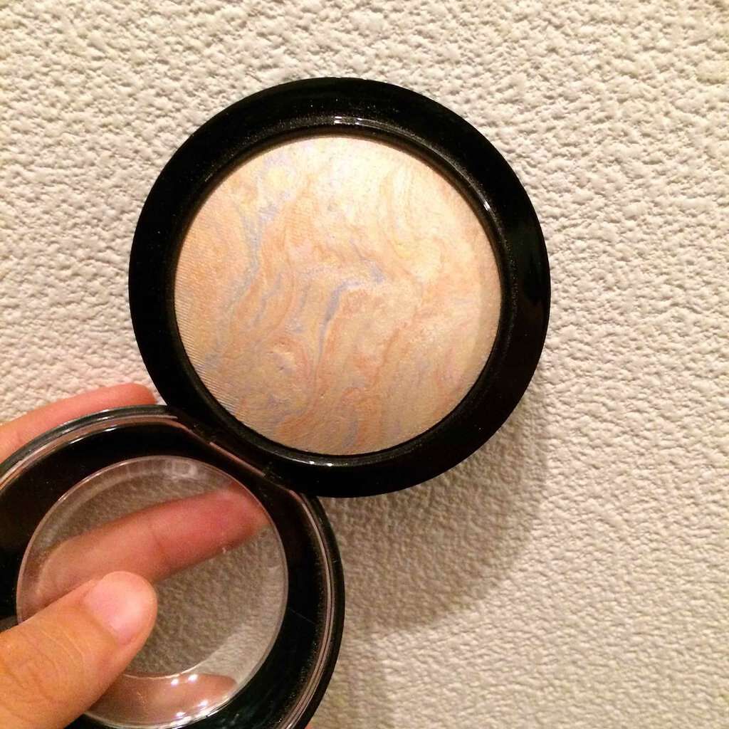 M·A·C ミネラライズ スキンフィニッシュ/M・A・C/パウダーハイライトを使ったクチコミ（2枚目）