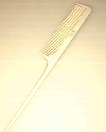 SHISEIDO スタイリッシュ ブローブラシのクチコミ「資生堂 スタイリッシュ
小さいときからずっとこのくしです💕
このくしがあたりまえだと思って.....」(1枚目)