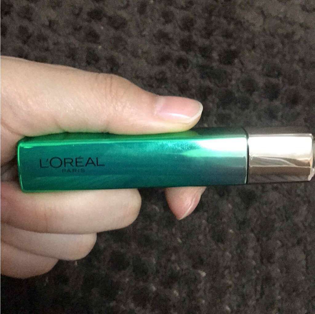 ユイルカレス/ロレアル パリ/リップグロスを使ったクチコミ(1枚目)