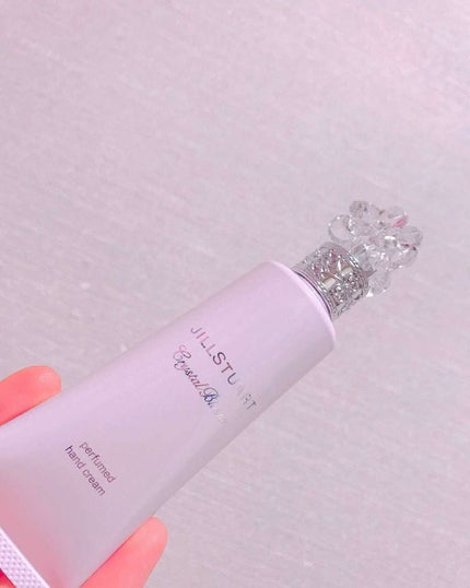 クリスタルブルーム パフュームド ハンドクリーム/JILL STUART/ハンドクリームを使ったクチコミ(1枚目)