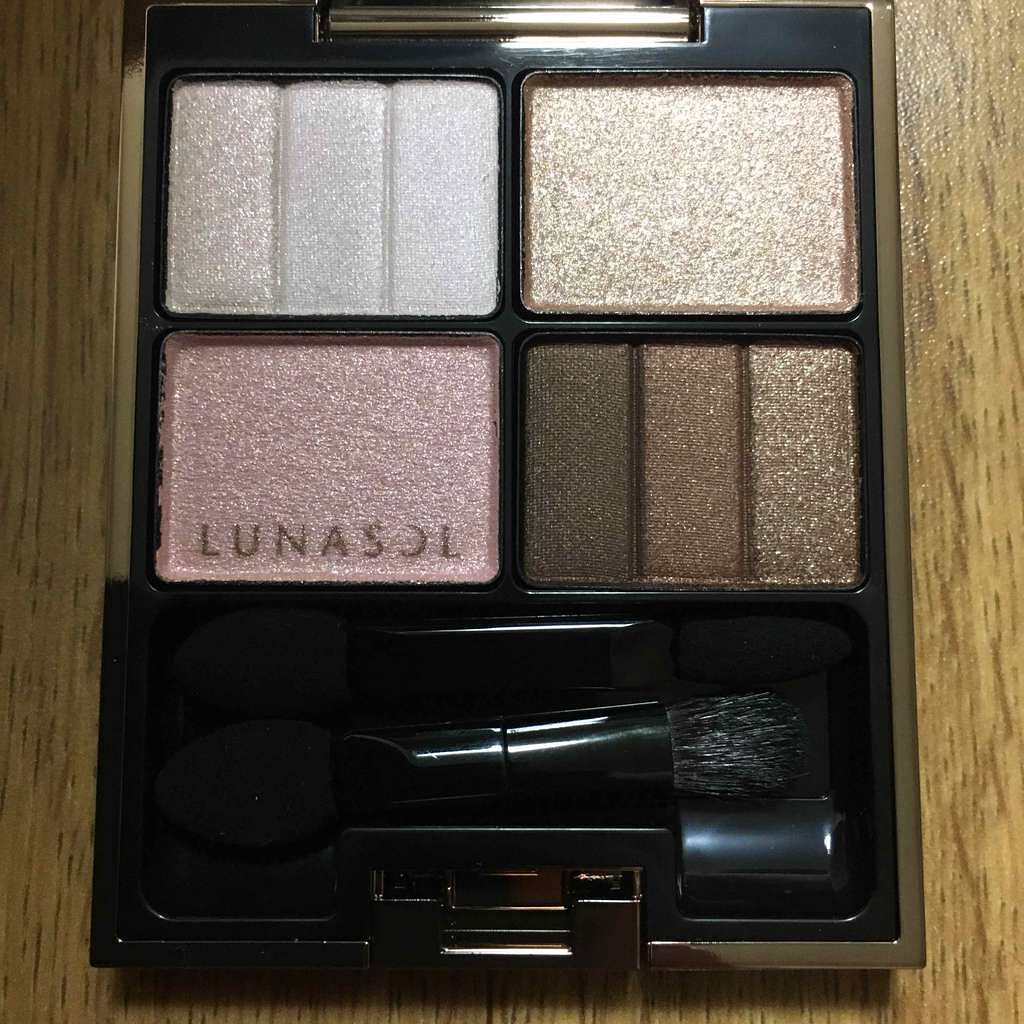 スリーディメンショナルアイズ/LUNASOL/アイシャドウパレットを使ったクチコミ（2枚目）