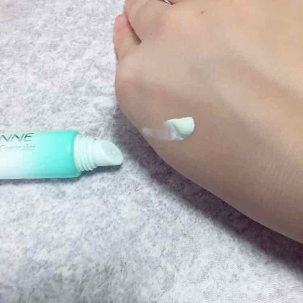 赤み補正コンシーラー/CEZANNE/クリームコンシーラーを使ったクチコミ(2枚目)