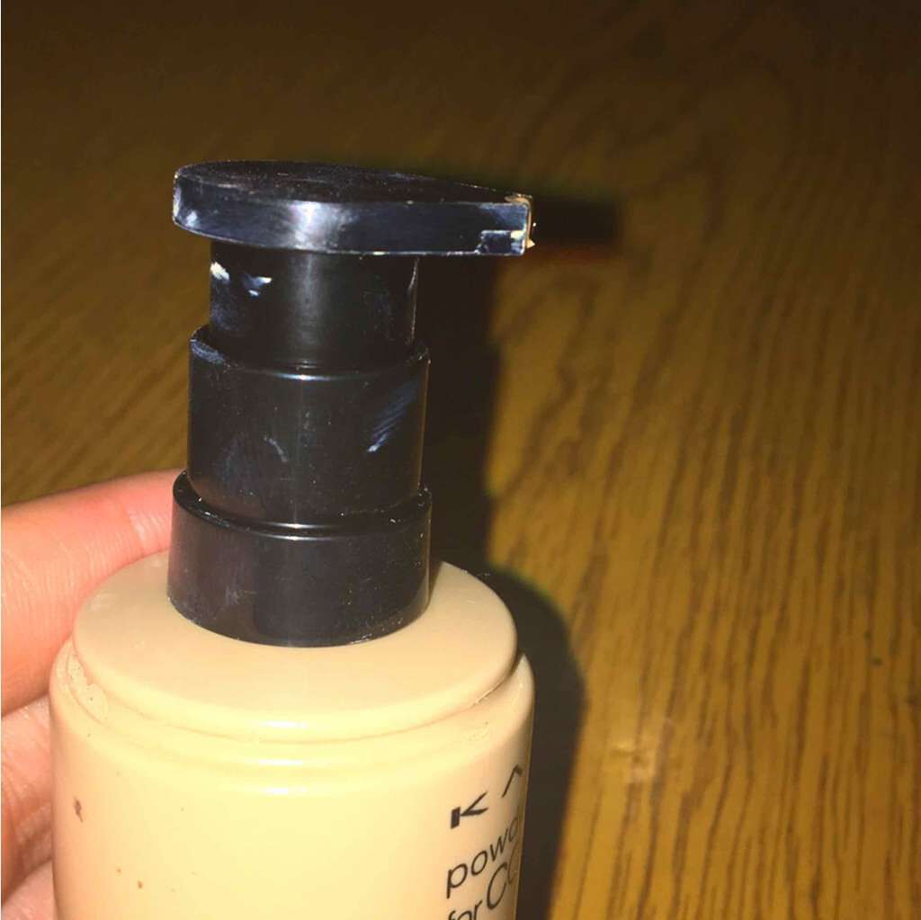 パウダレスリキッド/KATE/リキッドファンデーションを使ったクチコミ（2枚目）