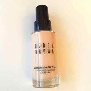 スキン ファンデーション SPF 15/BOBBI BROWN/リキッドファンデーションを使ったクチコミ（1枚目）