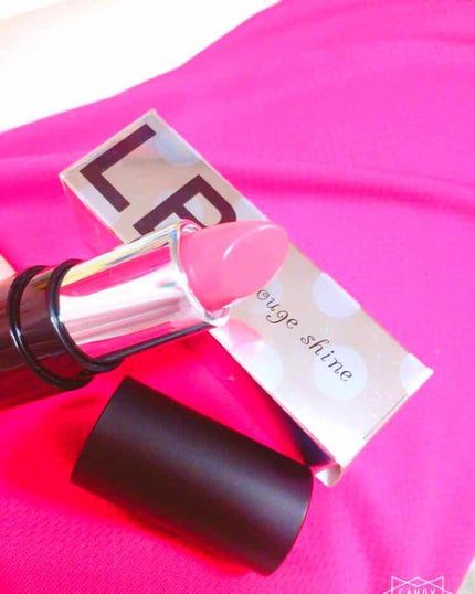 エッセンスインルージュ シャイン/LB/口紅を使ったクチコミ(1枚目)