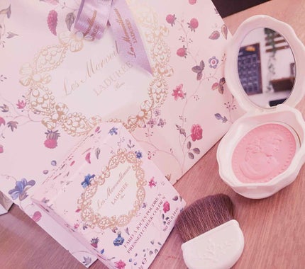 プレスト チークカラー/レ・メルヴェイユーズ ラデュレ/パウダーチークを使ったクチコミ(1枚目)