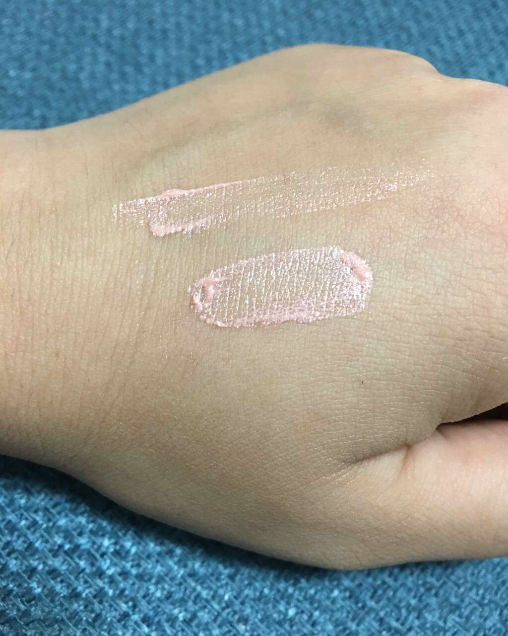 アイグロス S/PAUL & JOE BEAUTE/リキッドアイシャドウを使ったクチコミ（3枚目）