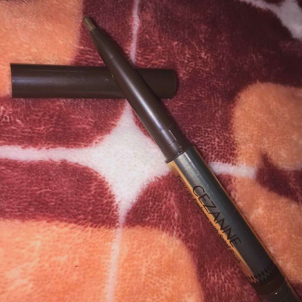 ブラシ付きアイブロウ繰り出し/CEZANNE/アイブロウペンシルを使ったクチコミ(1枚目)