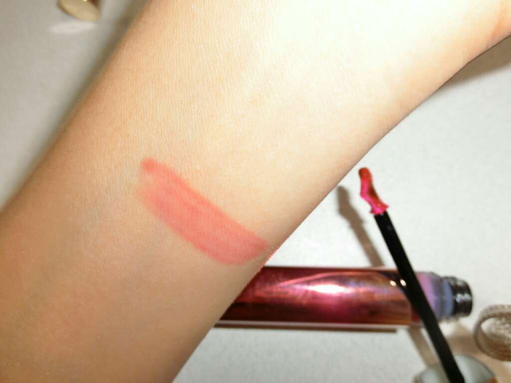 ユイルカレス/ロレアル パリ/リップグロスを使ったクチコミ(2枚目)