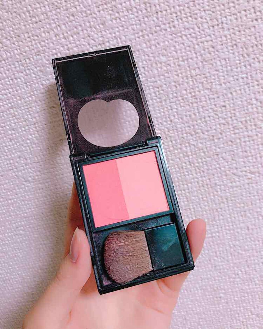 ピーチブラッシュ/リンメル ロンドン/パウダーチークを使ったクチコミ(3枚目)