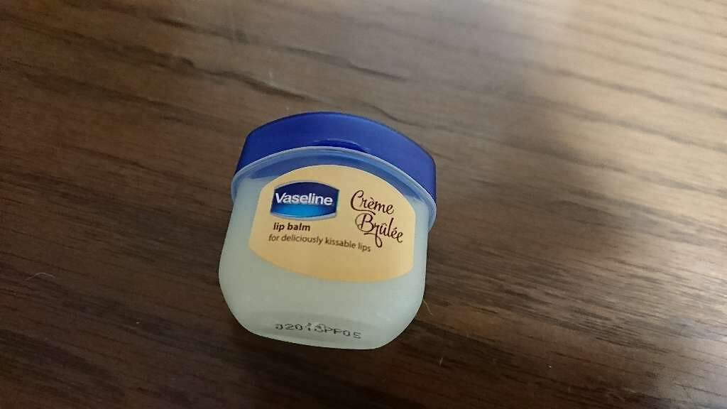 リップ クレームブリュレ/ヴァセリン/リップケアを使ったクチコミ(1枚目)