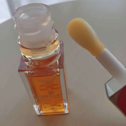 コンフォート リップオイル /CLARINS/リップグロスを使ったクチコミ(2枚目)