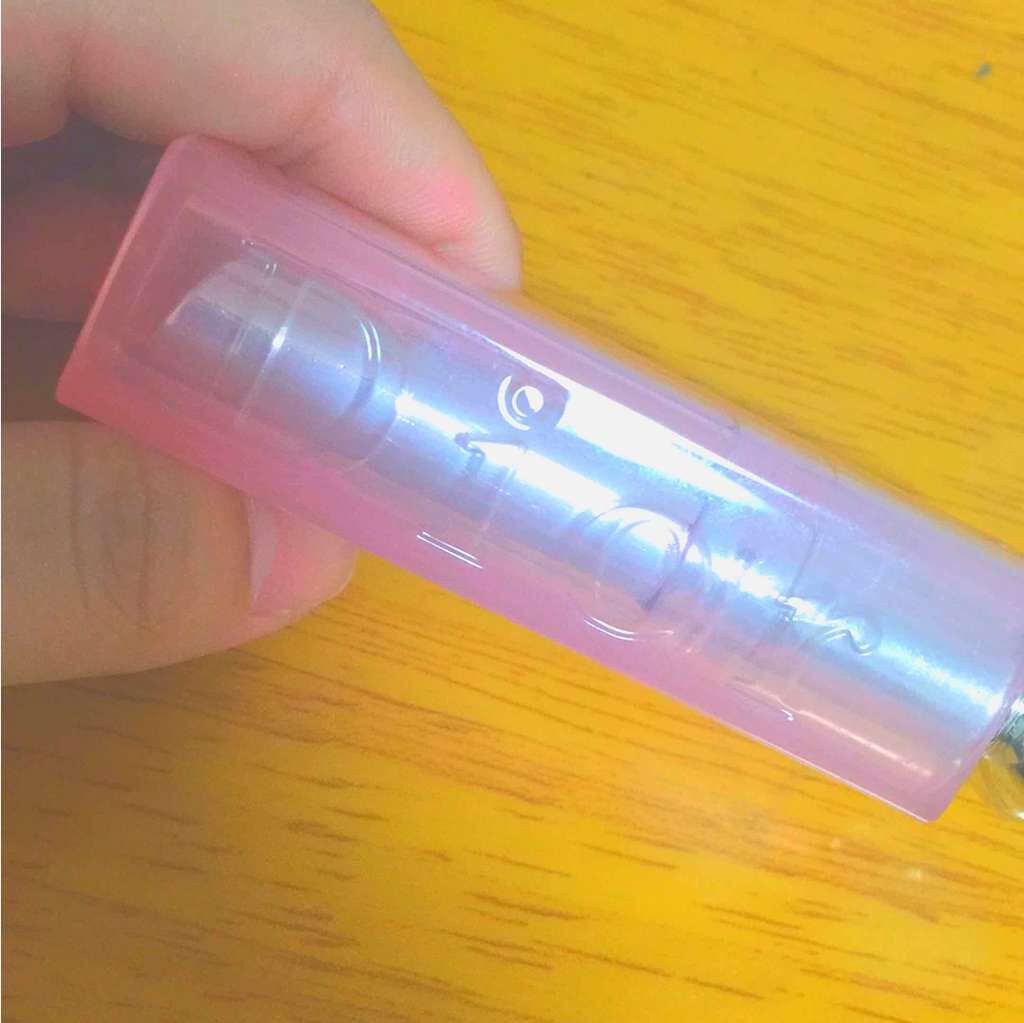【旧】ディオール アディクト リップ グロウ/Dior/リップケアを使ったクチコミ（2枚目）