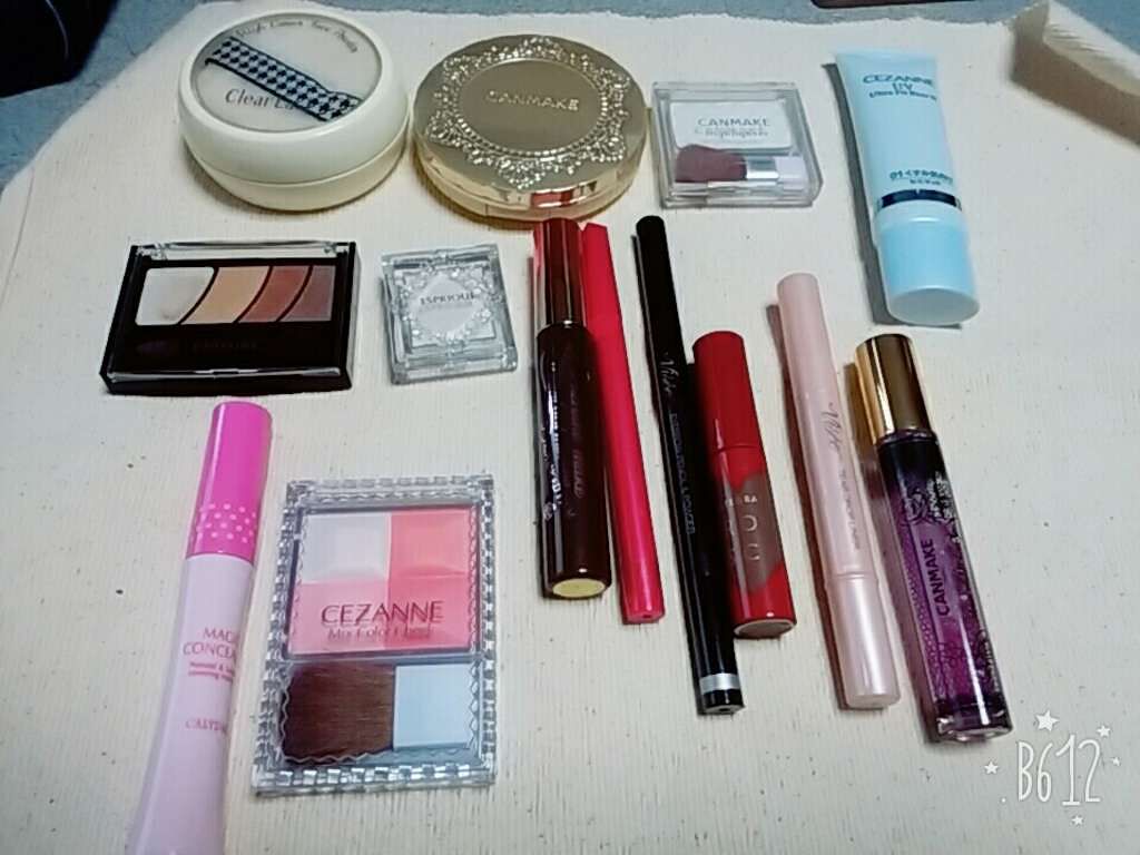 フェイスパウダー ハイカバー  白肌オークル/クリアラスト/プレストパウダーを使ったクチコミ（1枚目）