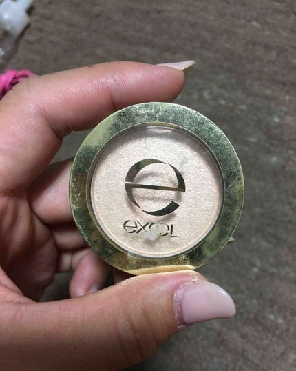 シャイニーシャドウ N/excel/単色アイシャドウを使ったクチコミ(1枚目)