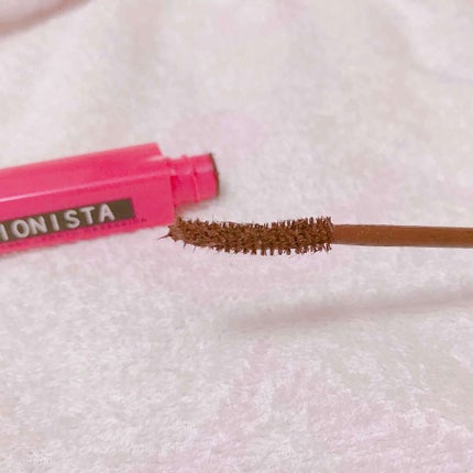 ラッシュニスタ ケアプラス/MAYBELLINE NEW YORK/マスカラを使ったクチコミ(2枚目)