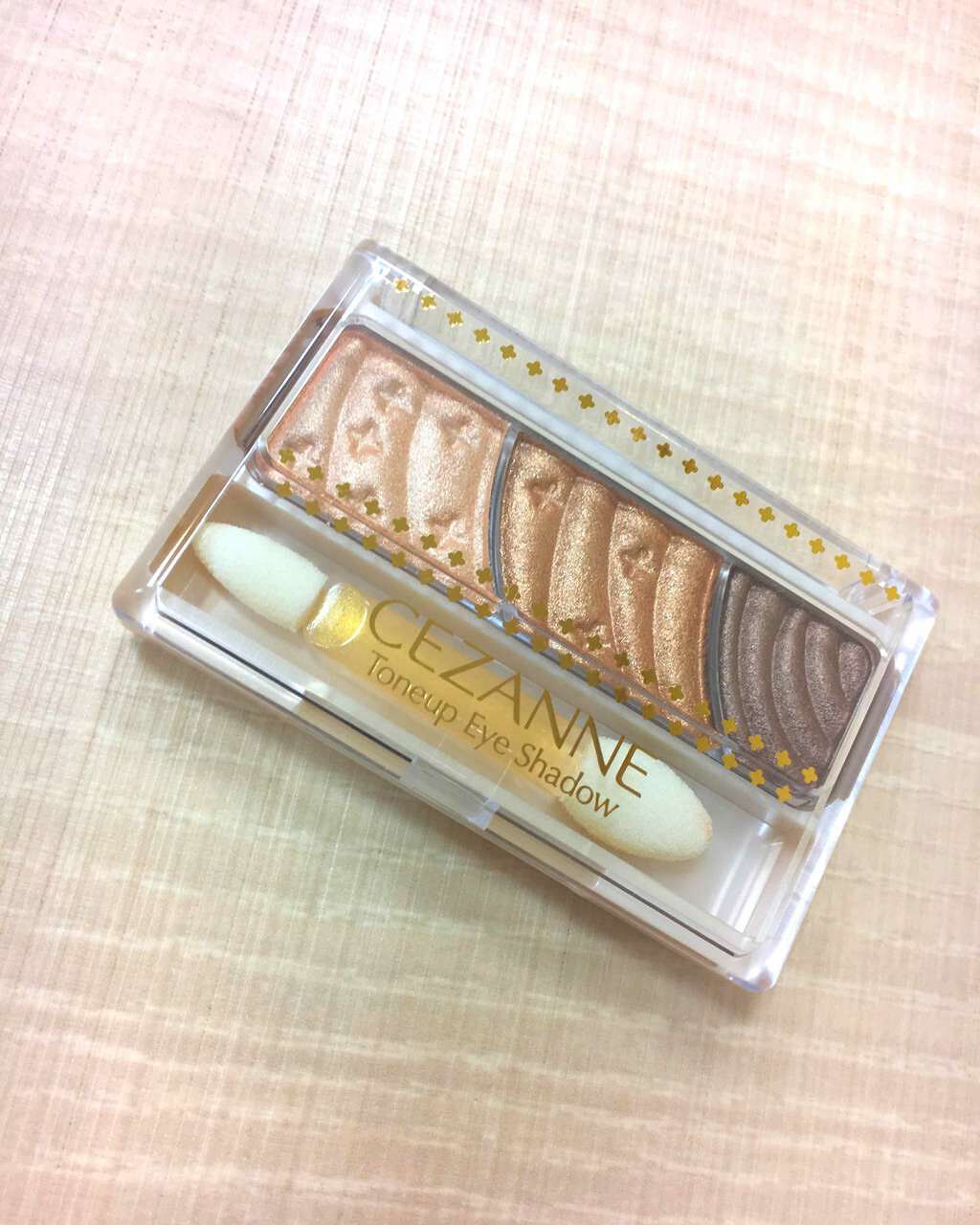 トーンアップアイシャドウ/CEZANNE/アイシャドウパレットを使ったクチコミ（1枚目）