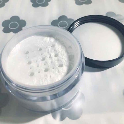 フィニッシングパウダー/チャコット・コスメティクス/ルースパウダーを使ったクチコミ(2枚目)