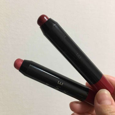 インテグレートのボリュームバームリップ💄

(スウォッチ上から)
RD685
PK370

一時期ずーっと使ってました！
たしかRD685はリピです

どちらもどんなメイクにも合わせやすい✨

RD68