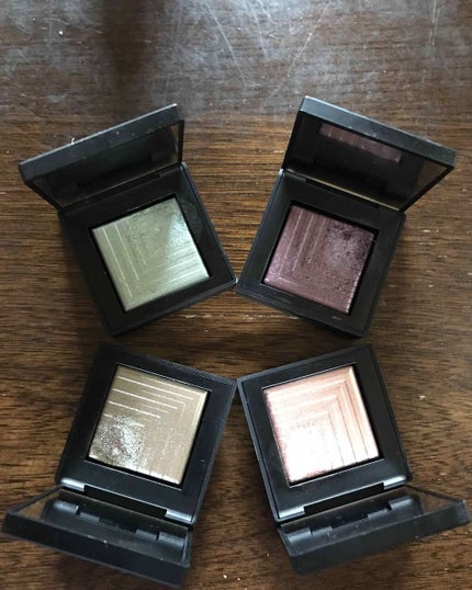 デュアルインテンシティーアイシャドー/NARS/単色アイシャドウを使ったクチコミ(1枚目)