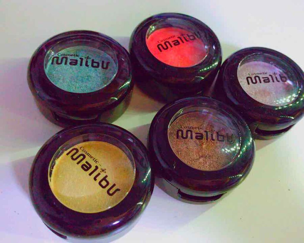 マリブアイシャドウ/マリブビューティー/単色アイシャドウを使ったクチコミ(1枚目)