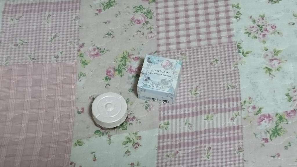 シュガーブリリアンス アイカラー/JILL STUART/単色アイシャドウを使ったクチコミ（1枚目）