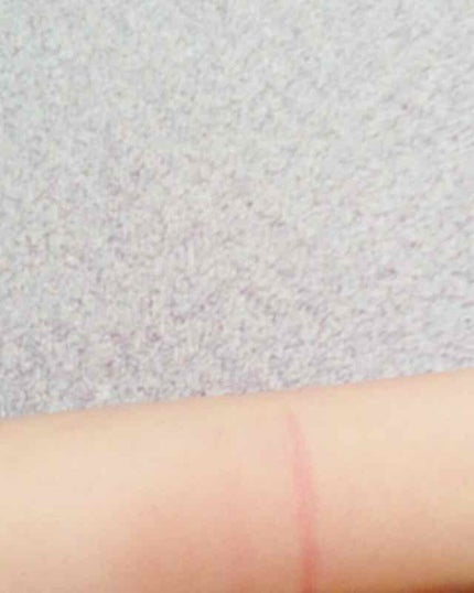 リップベビークレヨン デュアルカラー/メンソレータム/口紅を使ったクチコミ(3枚目)