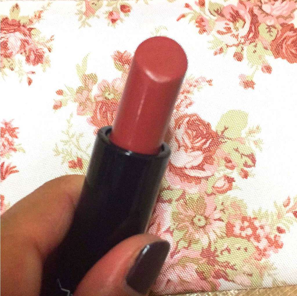 ミネラライズ リッチ リップスティック グラマー エラ/M・A・C/口紅を使ったクチコミ（3枚目）
