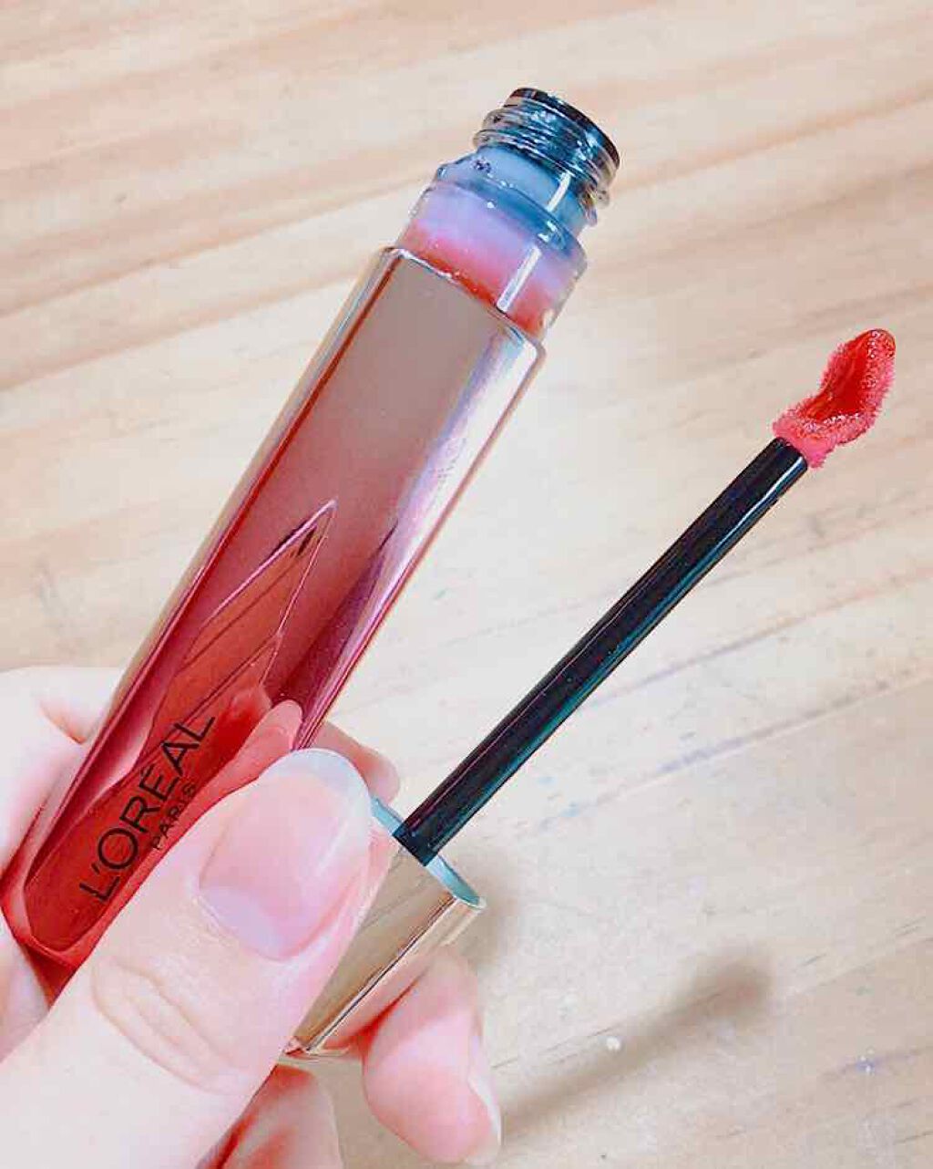 ユイルカレス/ロレアル パリ/リップグロスを使ったクチコミ(1枚目)