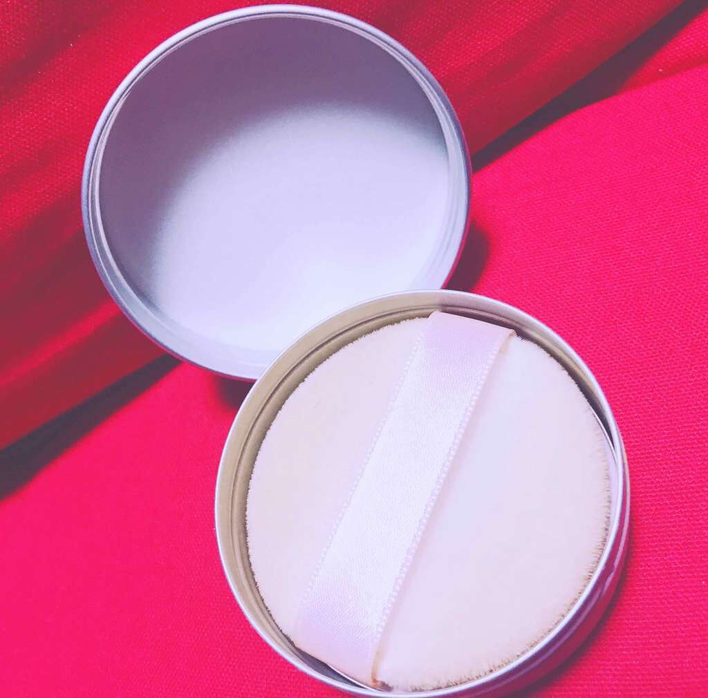 KO・GA・OH！ CCフェイスパウダーのクチコミ「ウテナからKO・GA・OH!!  CCフェイスパウダー 
glossy pink🌸 くすみ・色.....」（2枚目）