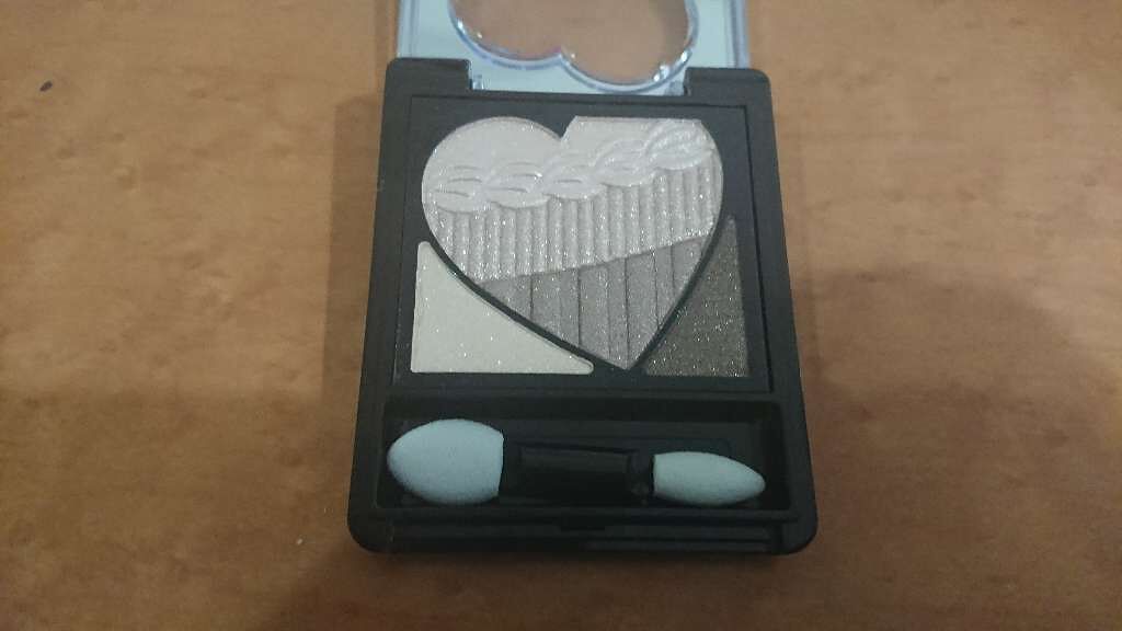 ヌーディーグラデアイズ/インテグレート/アイシャドウパレットを使ったクチコミ(2枚目)