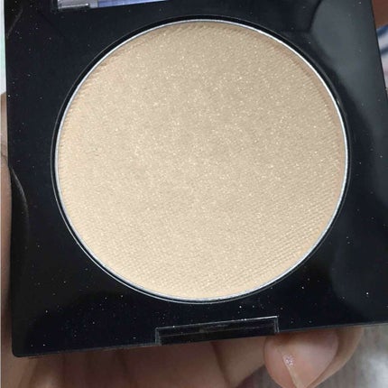 ダイヤモンドビューティー ブラッシュ No4(ゴールドジュエリー)/Diamond Beauty(ウェーブコーポレーション)/パウダーハイライトを使ったクチコミ(3枚目)