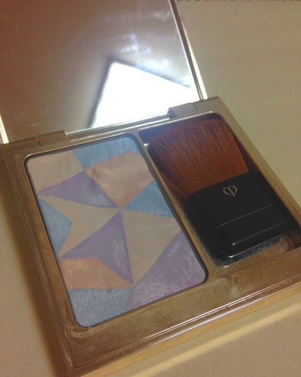 クレ・ド・ポー ボーテ レオスールデクラ/クレ・ド・ポー ボーテ/パウダーハイライトを使ったクチコミ(2枚目)