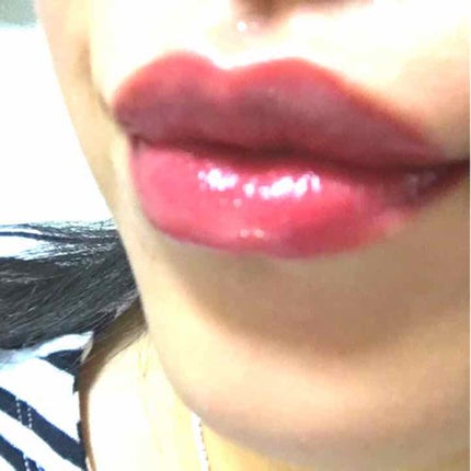 ルージュ ピュールクチュール ヴェルニ ヴィニルクリーム/YVES SAINT LAURENT BEAUTE/口紅を使ったクチコミ(2枚目)