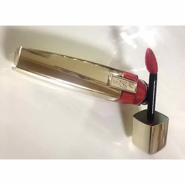 ロレアル パリ シャインカレスのクチコミ「ロレアルパリ🌹シャインカレス 703ruby💄

口コミが良かったので気になり購入♡

じゅわ.....」（1枚目）