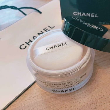 ❁CHANEL
プードゥルユニヴェルセルリーブル 20

先日友人とディズニーへ行った時に友達の化粧が全然崩れてなかったので聞いてみたら
ポールアンドジョーの下地→マキアージュファンデーション→こちらの