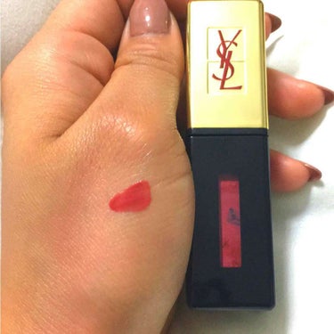 YVES SAINT LAURENT BEAUTE ルージュ ピュールクチュール ヴェルニ レベルヌードのクチコミ「こちらは、真っ黒のパッケージのピュールクチュールヴェルニヴィニルクリームの販売で日本で廃盤にな.....」（1枚目）