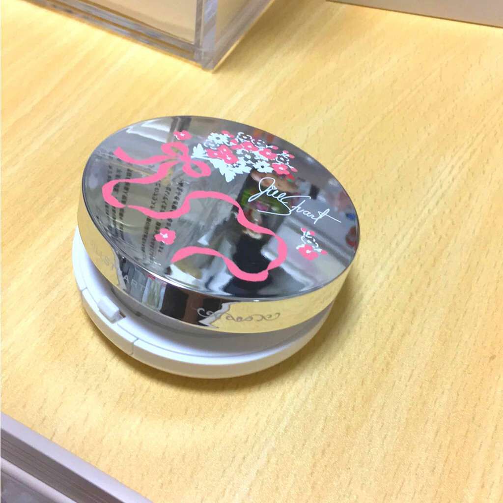 ピュアエッセンス クッションコンパクト/JILL STUART/クッションファンデーションを使ったクチコミ(1枚目)