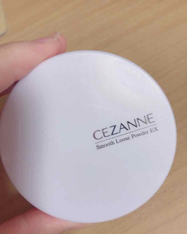 CEZANNE スムース ルースパウダーEXのクチコミ「
こちらはパールタイプです💜
中蓋があるのでパフが汚れないのでとてもいいです💕
崩れやすいので.....」（1枚目）