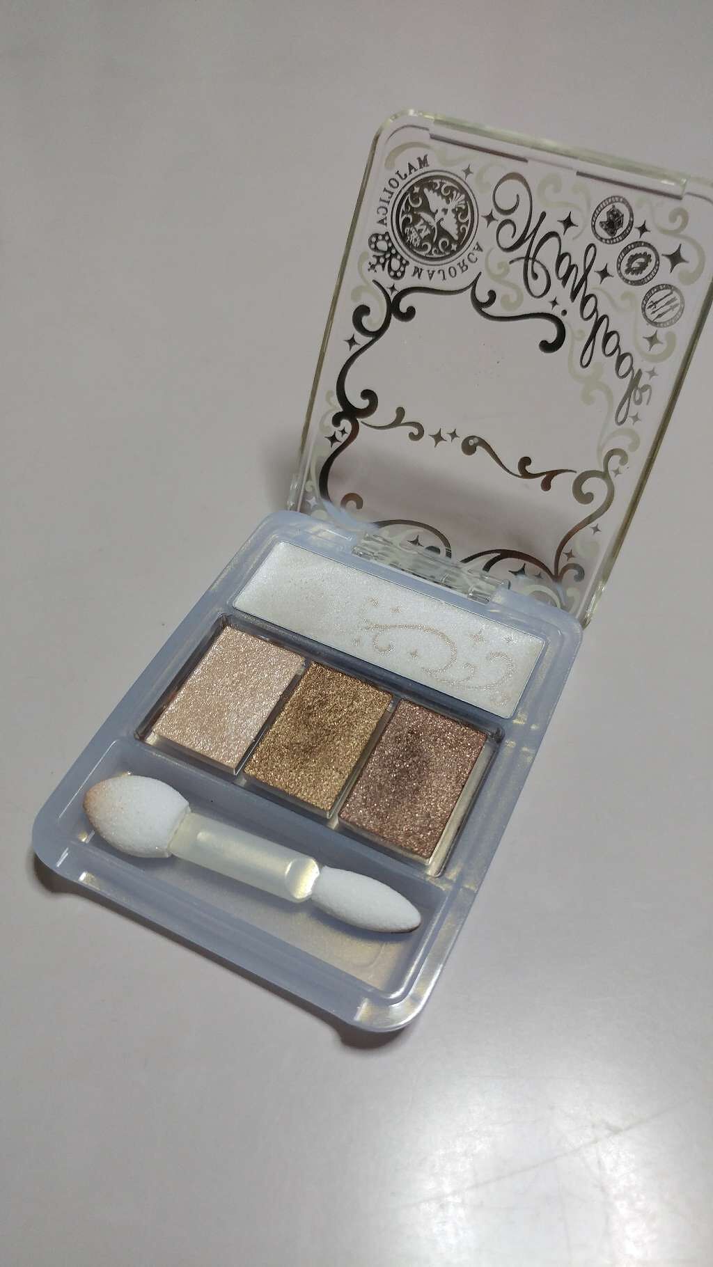 マジョルック(イルミネーター)/MAJOLICA MAJORCA/アイシャドウパレットを使ったクチコミ(2枚目)