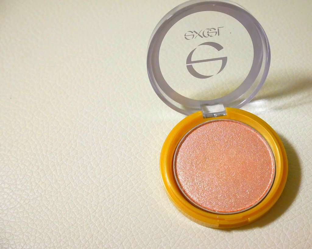 シャイニーシャドウ N/excel/単色アイシャドウを使ったクチコミ（2枚目）