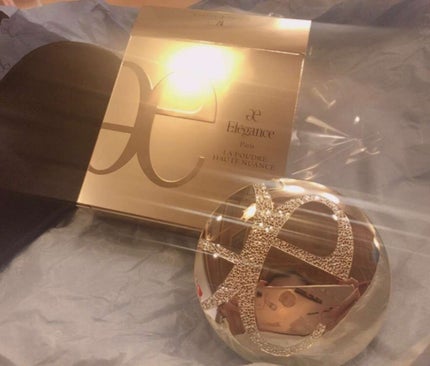 ラ プードル オートニュアンス/Elégance/プレストパウダーを使ったクチコミ(1枚目)