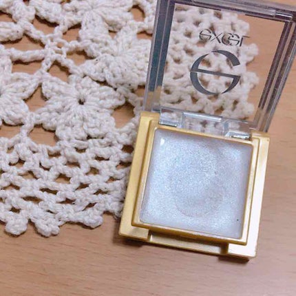 excel シマリングシャドウのクチコミ「excel
サナ エクセル シマリングシャドウ SS02
(シュガーホワイト)
┈┈┈┈┈.....」(2枚目)