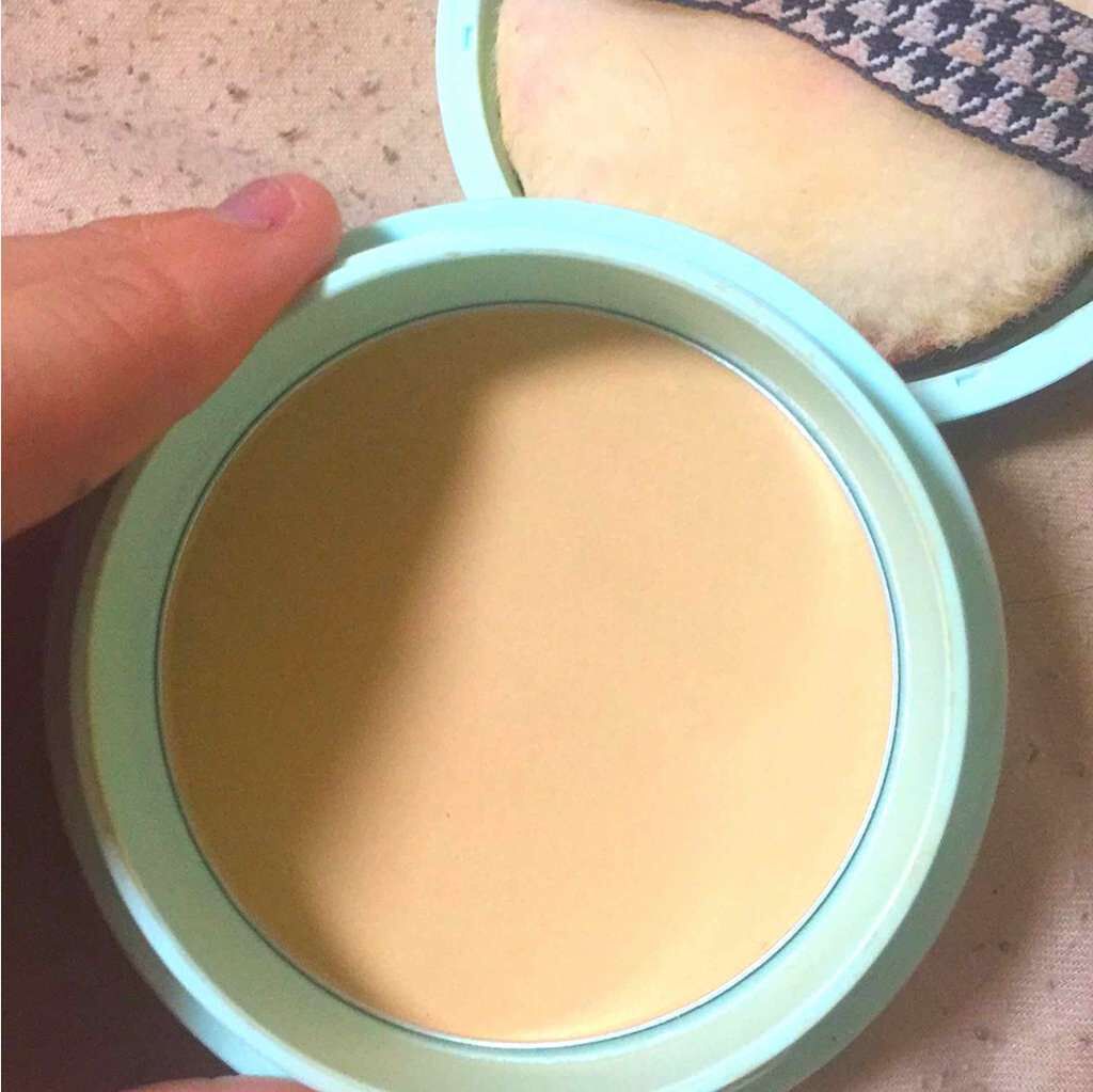 フェイスパウダー 薬用オークル/クリアラスト/プレストパウダーを使ったクチコミ(2枚目)