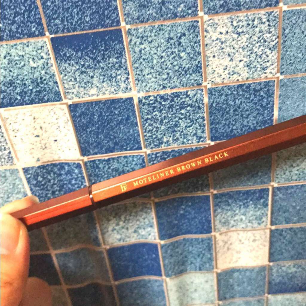 モテライナー リキッド/UZU BY FLOWFUSHI/リキッドアイライナーを使ったクチコミ（1枚目）