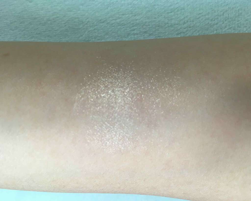 ヴィセ アヴァン シングルアイカラー/Visée/単色アイシャドウを使ったクチコミ(2枚目)