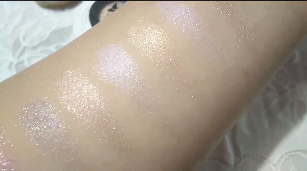 プリズム パウダーアイカラー/リンメル ロンドン/単色アイシャドウを使ったクチコミ（3枚目）