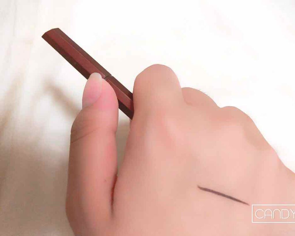 モテライナー リキッド/UZU BY FLOWFUSHI/リキッドアイライナーを使ったクチコミ（2枚目）